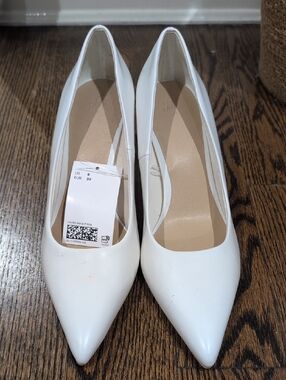 Classic Pointed-Toe Women's White Pumps - H&M